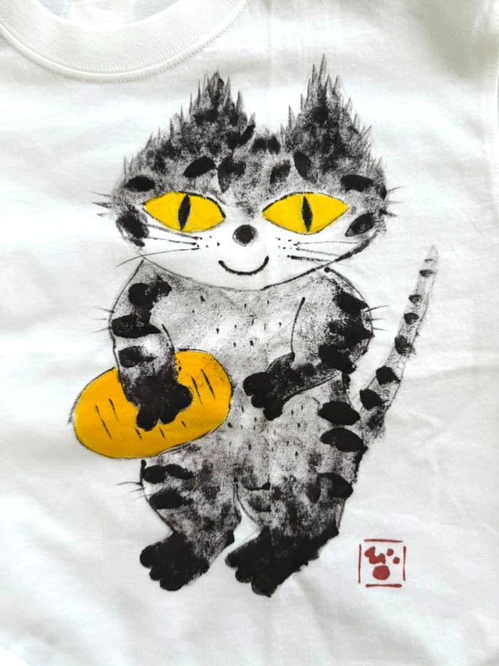 久保さんのネコTシャツ